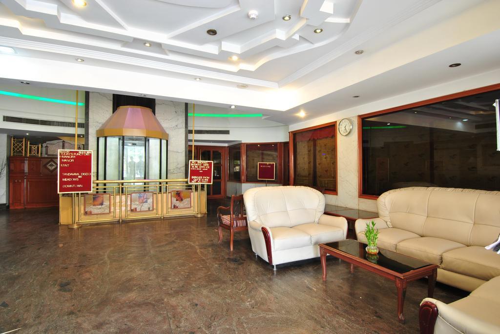 Hotel Solitaire Chandigarh - 10 Mins From Railway Station Екстер'єр фото