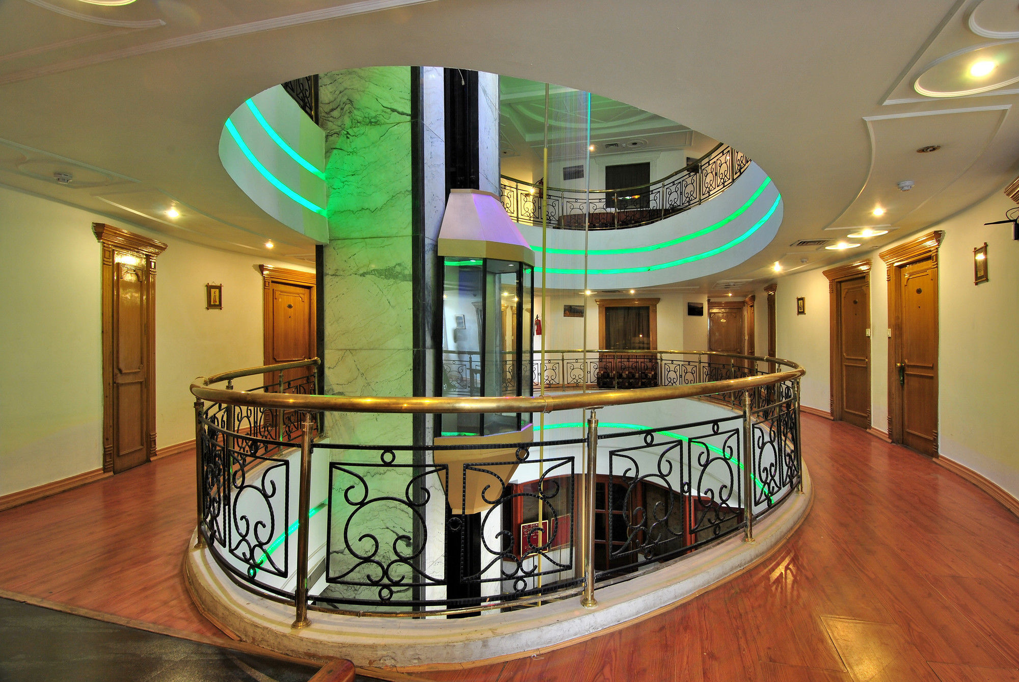 Hotel Solitaire Chandigarh - 10 Mins From Railway Station Екстер'єр фото