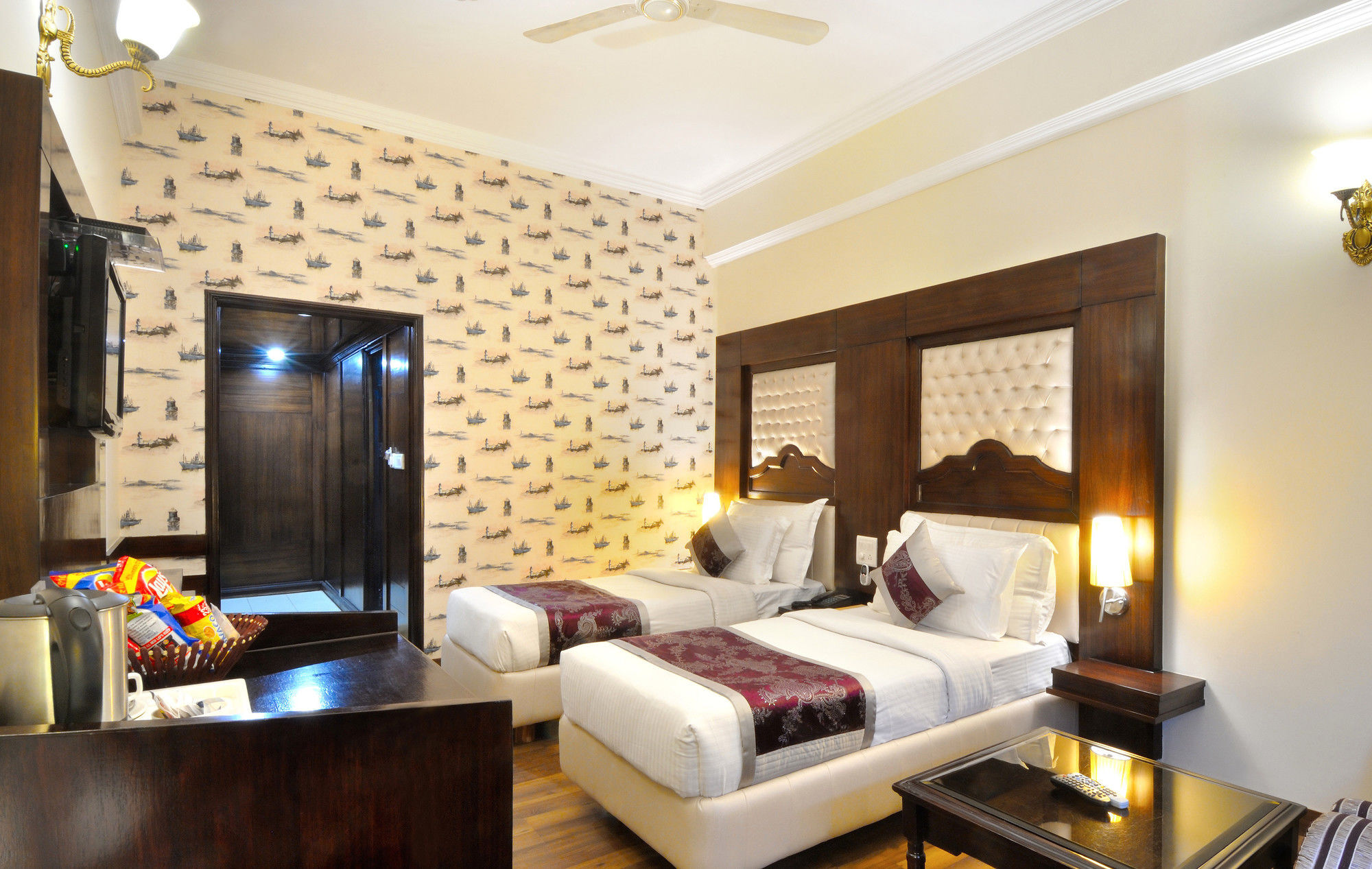 Hotel Solitaire Chandigarh - 10 Mins From Railway Station Екстер'єр фото
