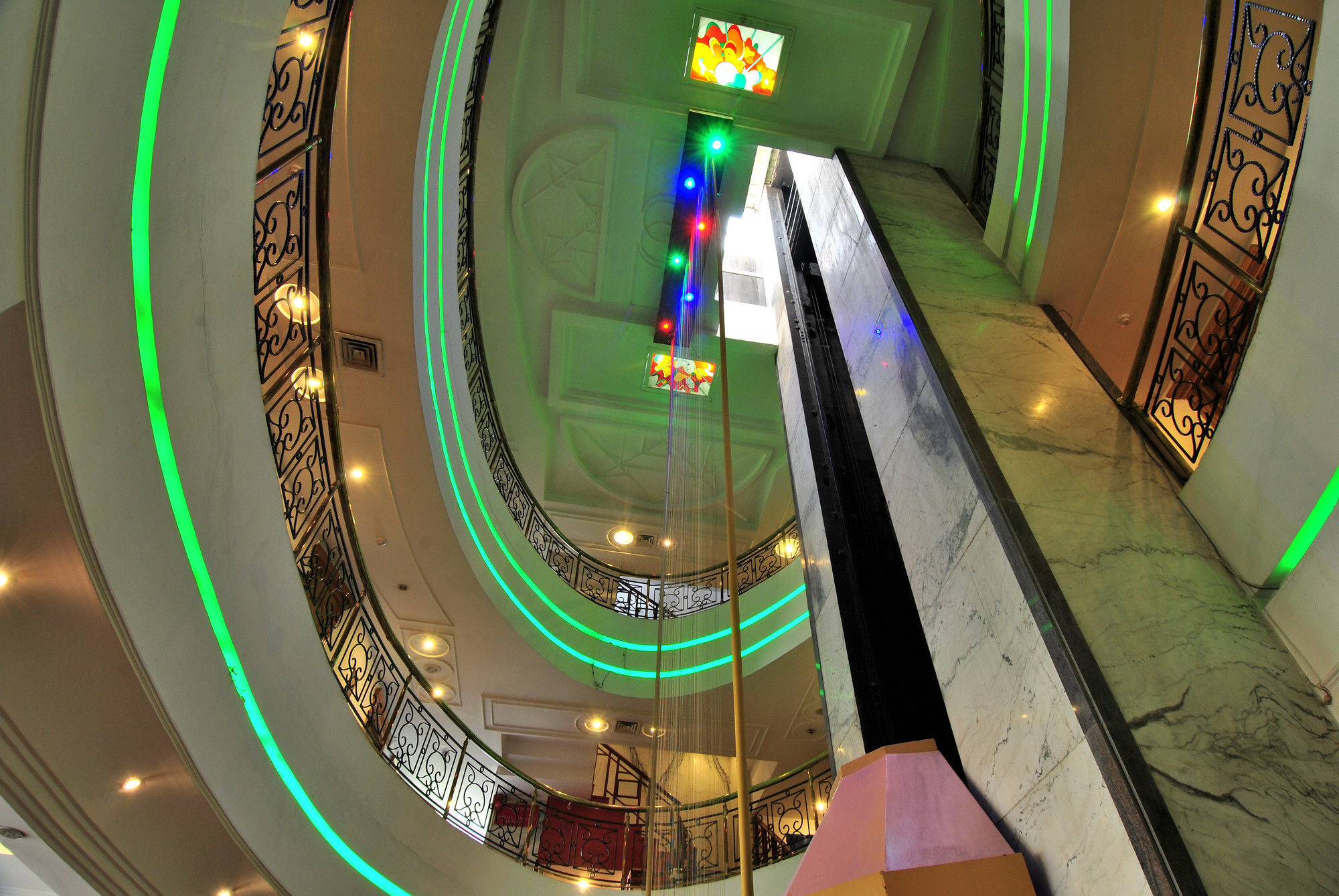 Hotel Solitaire Chandigarh - 10 Mins From Railway Station Екстер'єр фото